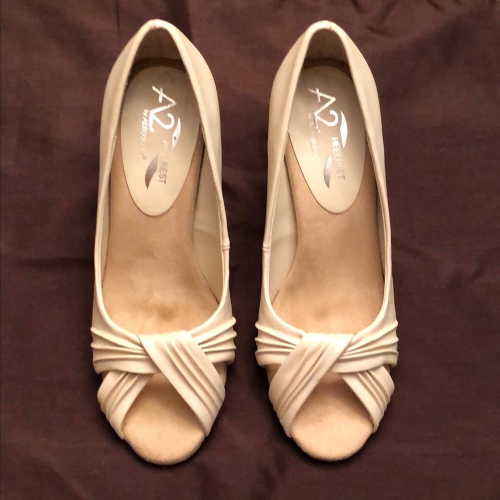 A2 Heelrest Heels